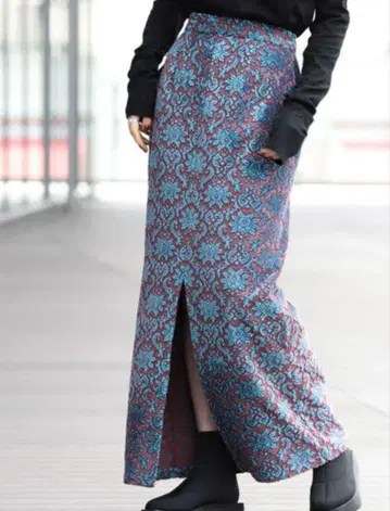 레이빔즈 파일 자카드 롱 타이트 스커트