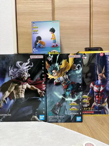 히로아카 제일복권 상반된 마음 데쿠 시가라키 올마이트 피규어 세트