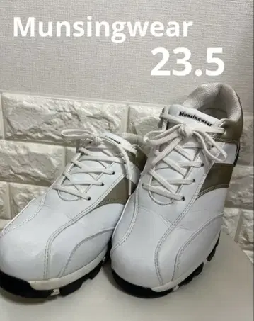 먼싱웨어 골프화 23.5