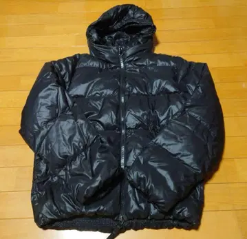 DUVETICA 다운 자켓 사이즈 48 블랙