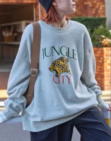 Spick and Span 맨투맨