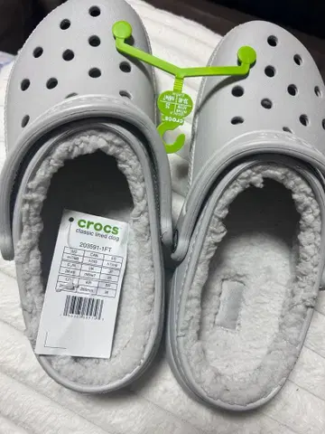 crocs classic lined clog 25cm