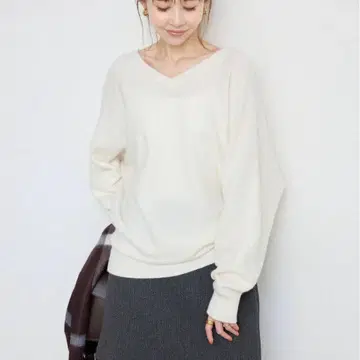 SLOBE IENA 소프트 라무 나일론 V넥 풀오버