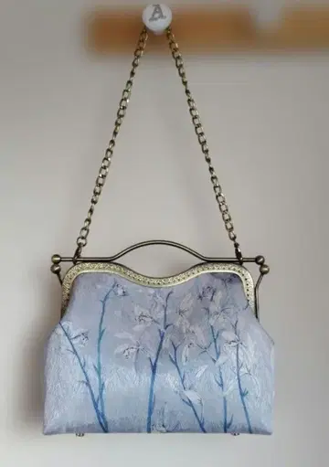 꽃무늬 가마구치 숄더백