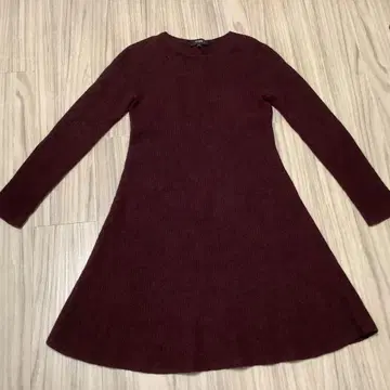 띠어리 리브 니트 원피스 울 혼방 버건디 A라인