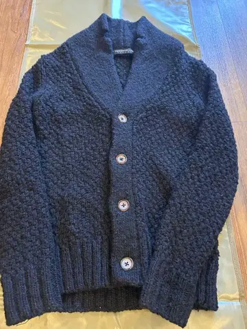 투모로우랜드 니트 가디건