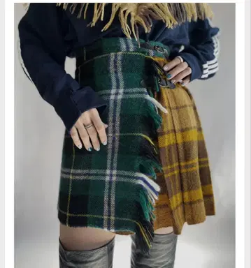 RE;CIRCLE RE 플리츠 블랭킷 스커트