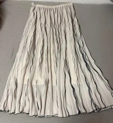 FRAY I.D 프레이 아이디 리프 플리츠 스커트 사이즈 0