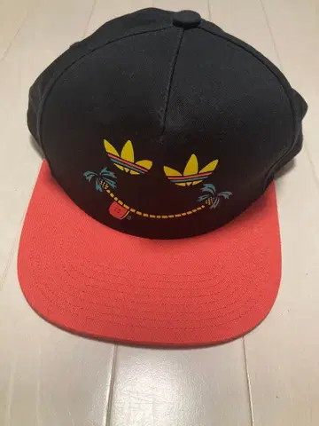 [ 아디다스 스케이트보딩 ] 캡 스마일 스냅백