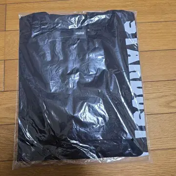 [ 미개봉 새상품 ] 죠죠 애니메이션 10주년 기념 T셔츠 M 사이즈