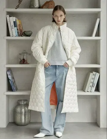 미사용 새상품 택 포함 소핏 스탠드 카라 퀼팅 코트