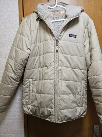 patagonia 키즈 리버서블 레이디 프레디 후디