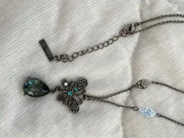 ANNA SUI 나비 모티브 목걸이