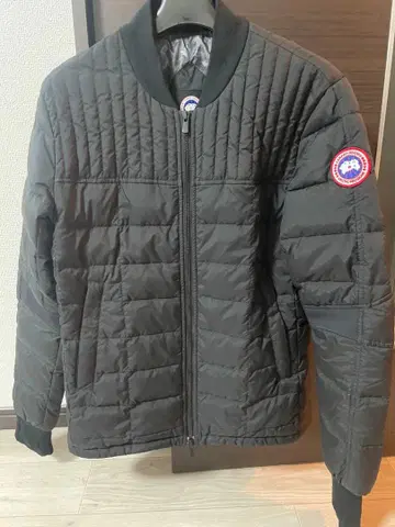 Canada Goose 블랙 다운 자켓 안심 감정 완료품