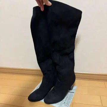 블랙 스웨이드 롱 부츠 지퍼 포함