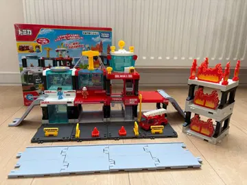 [ 단종품 ] 토미카 토미카 타운 출동! 소방 구조 베이스