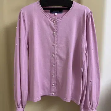 엠즈그레이시 펄 장식 가디건 라벤더 핑크