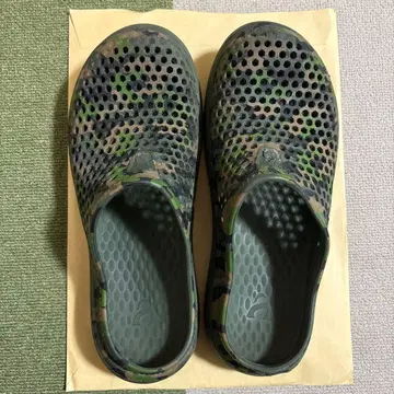 Amoji 카모 패턴 정원 클로그 샌들