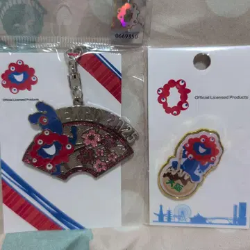 EXPO2025 미야쿠미야쿠 핀 배지 키링