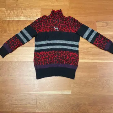 이타리야 레오파드 무늬 스웨터