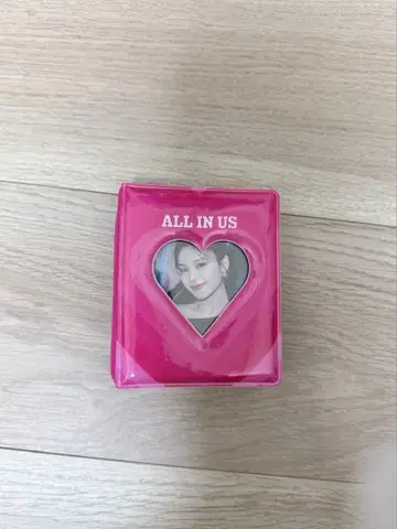 ITZY MIDZY 하트형 트레이딩 카드 앨범