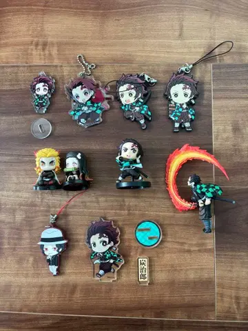 귀멸의 칼날 피규어 아크릴 스탠드 러버 스트랩 외