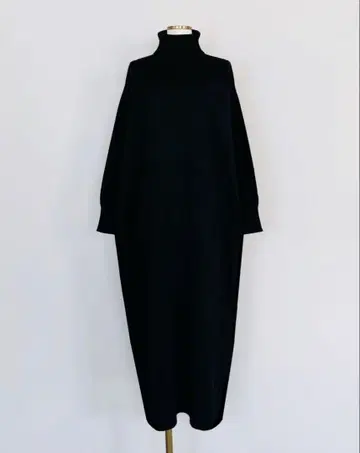 chouchou select 하이넥 코쿤 니트 원피스 블랙