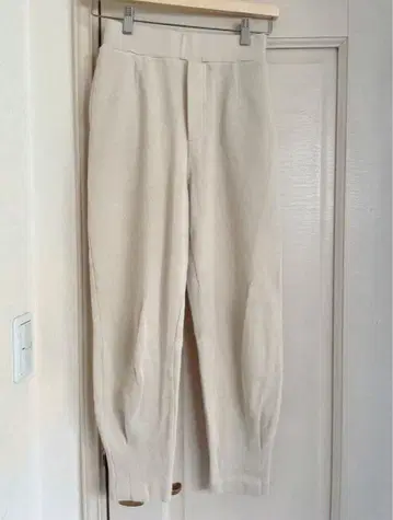 snidel 스나이델 컷 테이퍼드 팬츠 여성용 심플한 디자인