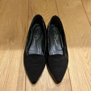 블랙 스틸레토 펌프스 23cm