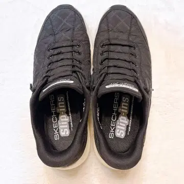 스케쳐스 SKECHERS 슬립인즈 스니커즈 블랙 핸즈프리