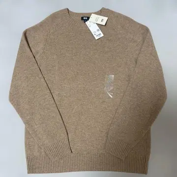 새상품 택 포함 라무 크루넥 스웨터 유니클로 XL 베이지