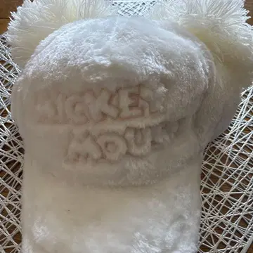 디즈니 미키마우스 플리스 캡 화이트