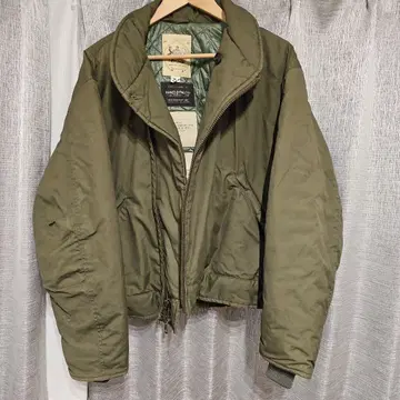 monitaly 봄버 자켓 올리브 그린