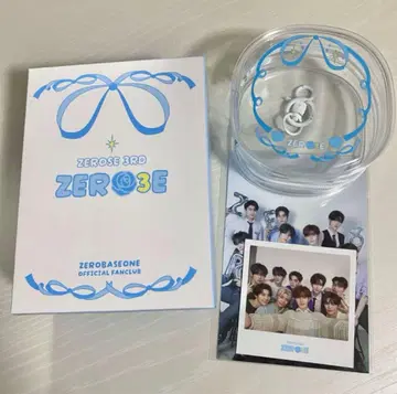 ZB1 본국 FC 3기 키트 (파우치, 엽서, 폴라로이드)