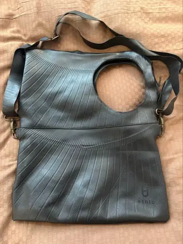 베트남 구매 | 폐타이어 재생 (업사이클) 에시컬 백 | 미사용 새상품