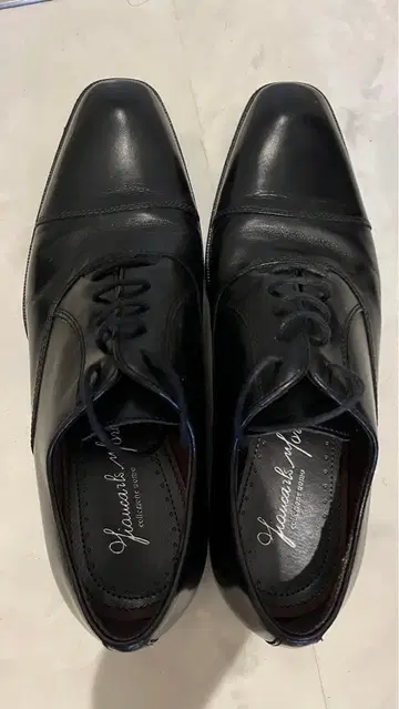 잔카를로 모렐리 블랙 가죽 드레스 슈즈