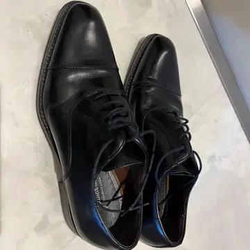 잔카를로 모렐리 블랙 가죽 드레스 슈즈