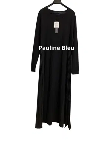 새상품 [Pauline Bleu] 이소재 도킹 원피스 블랙