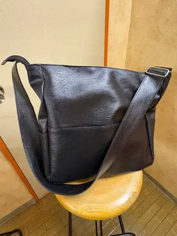 새상품 숄더백 심플