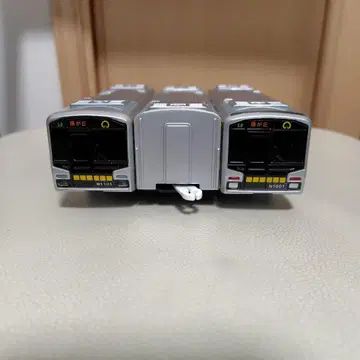 프라레일 라이트 부착 나고야 시영 지하철 히가시야마선 N1000형