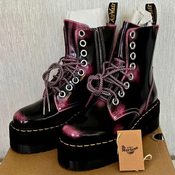 닥터 마틴 통굽 부츠 핑크