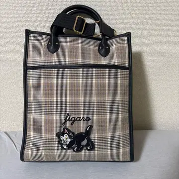 새상품급 피가로 2way 숄더백 Disney Store 체크 무늬