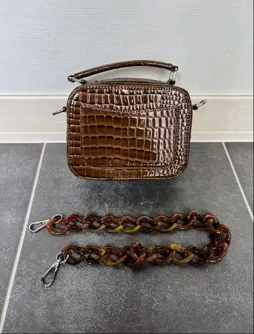 HVISK BLAZE CROCO 숄더백 2종 스트랩 포함