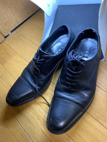 REGAL 블랙 가죽 레이스업 신발