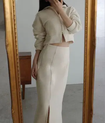 르엘 기모 맨투맨 숏 후드티 + 슬릿 머메이드 스커트 SET