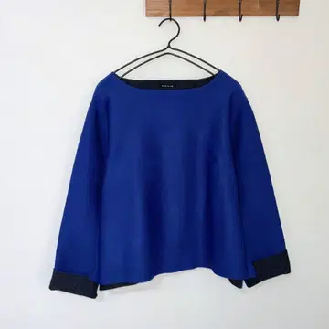 mizuiroind/배색 풀오버