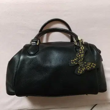 Falchi 가죽 핸드백 숄더 스트랩 포함 블랙 나비 참 포함