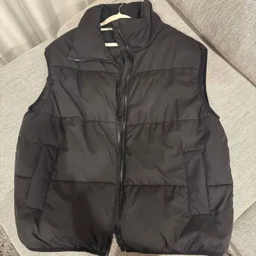 H&M 블랙 다운 베스트 S 사이즈