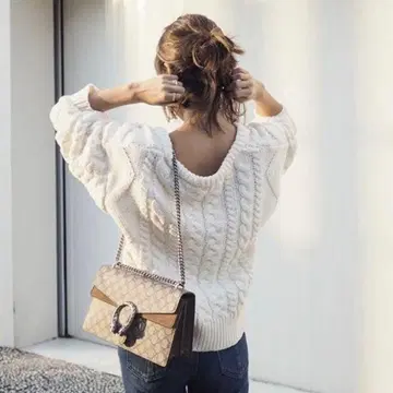 Searoomlynn V넥 케이블 니트