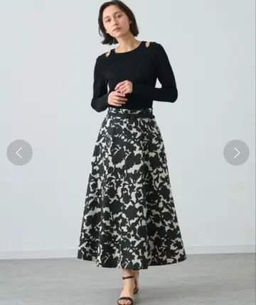 미사용 새상품 ANAYI 린넨 플라워 프린트 플레어 스커트